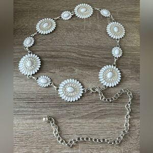 Bohemian white belt A413